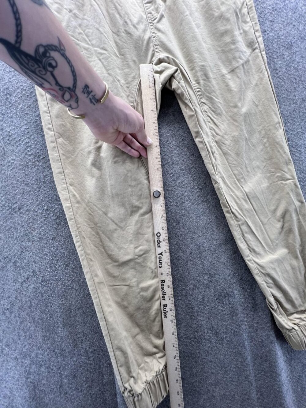 ITALYMORN Pants Mens Medium Beige Jogger Slim Fit Elastic Waist Cuffed Casual - Picture 4 of 11